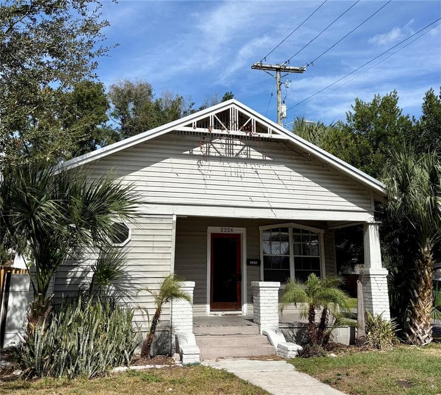 2226 E 10TH AVENUE TAMPA, FL 33605