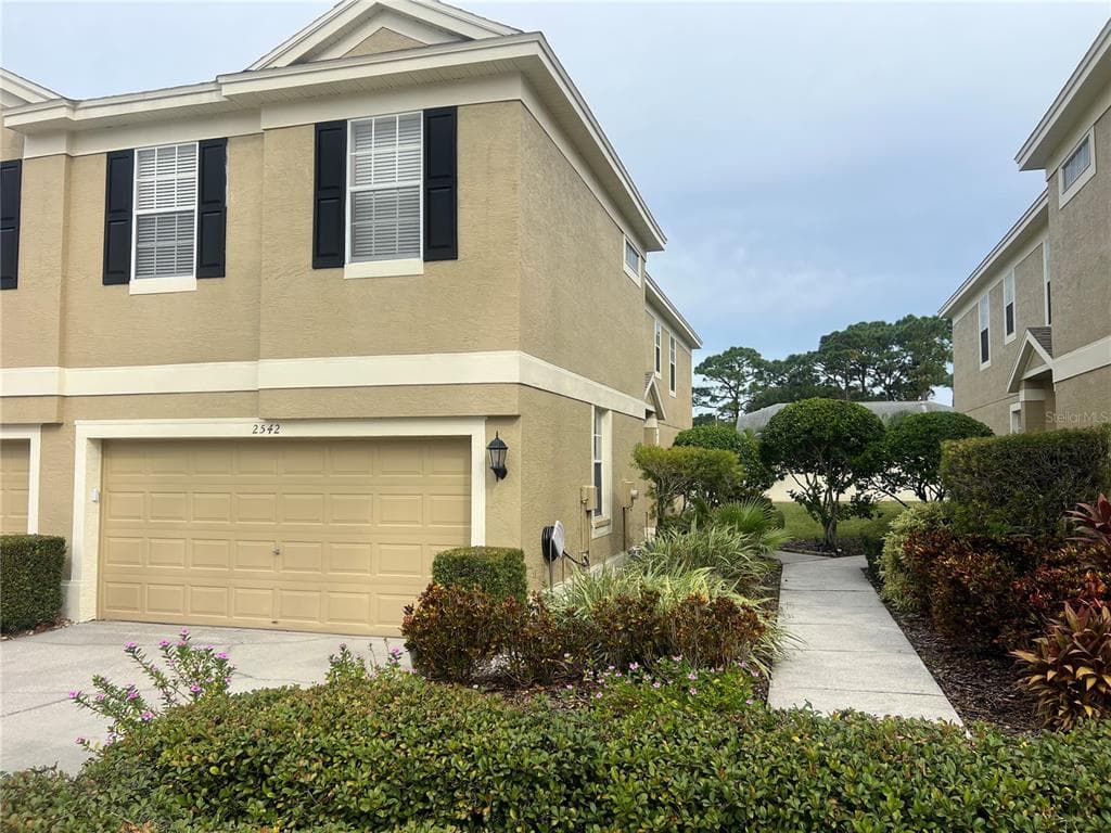 2542 NEWBERN AVENUE CLEARWATER, FL 33761