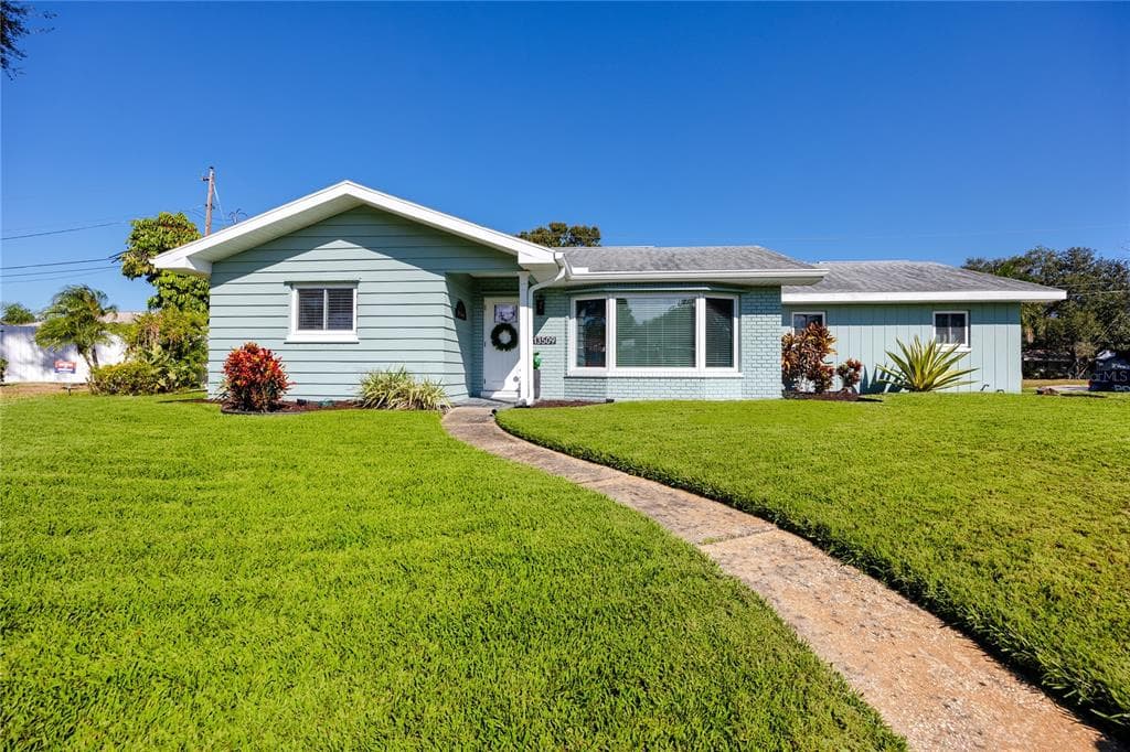 13509 99TH AVENUE SEMINOLE, FL 33776
