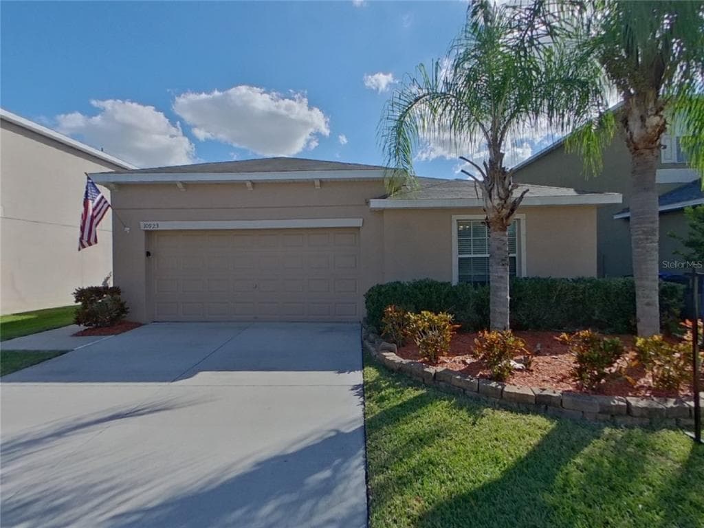 10923 RAINBOW PYRITE DRIVE WIMAUMA, FL 33598