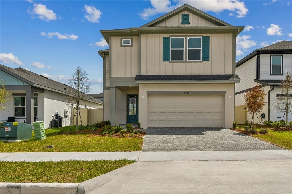 5921 BRISTLE OAK STREET MOUNT DORA, FL 32757