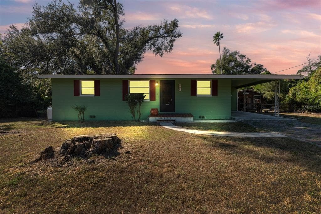 906 STANBERRY DRIVE BRANDON, FL 33511