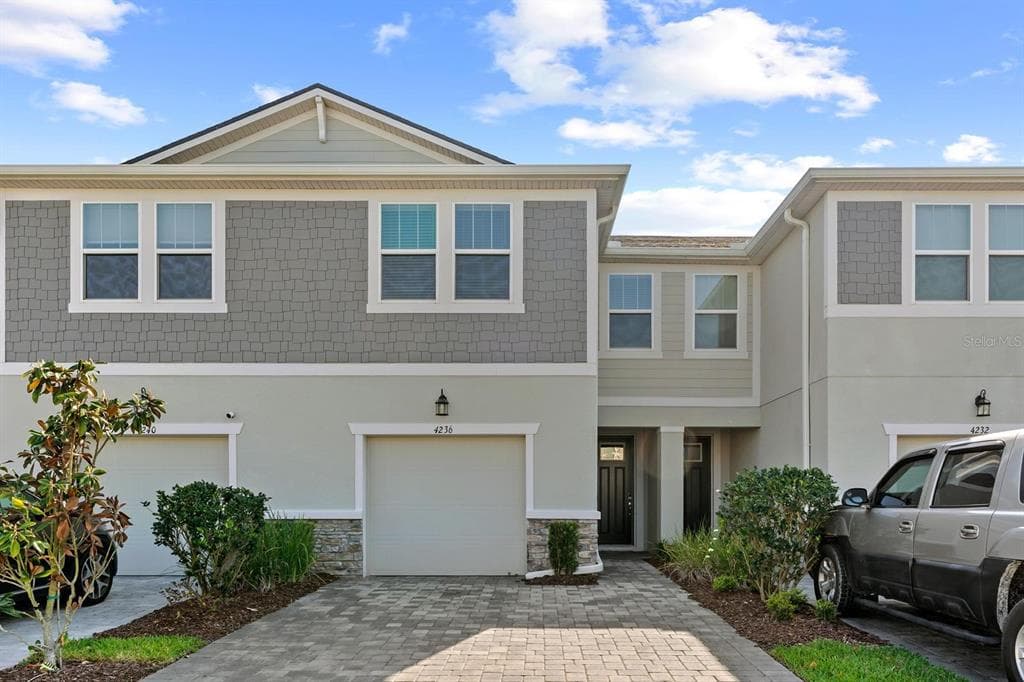 4236 CLOUD HOPPER WAY LUTZ, FL 33559