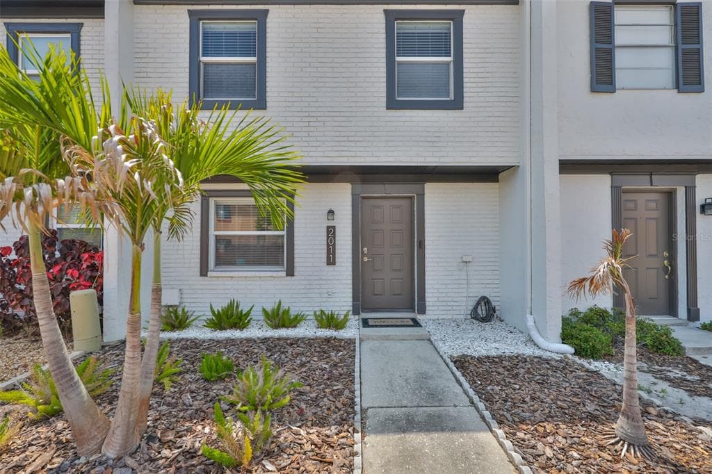 2011-A S CAROLINA AVENUE TAMPA, FL 33629