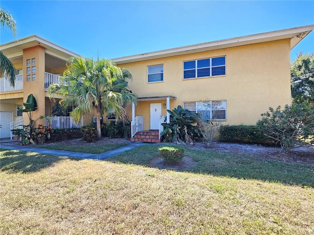 1355 DREW STREET UNIT 203 CLEARWATER, FL 33755