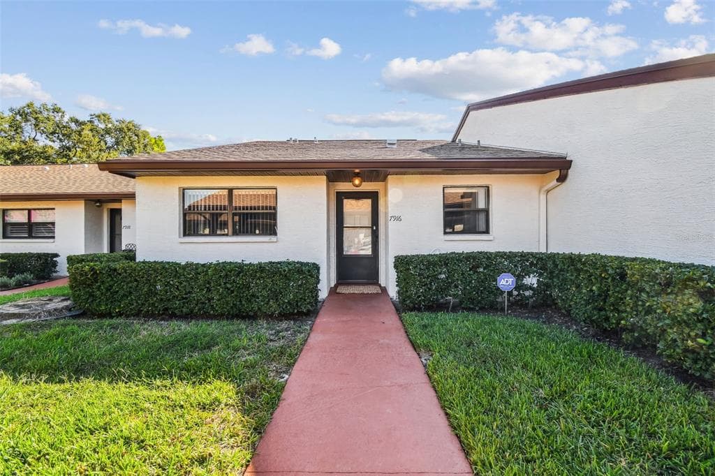 7916 RADCLIFFE CIRCLE PORT RICHEY, FL 34668