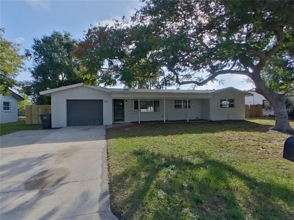 3307 32ND STREET W BRADENTON, FL 34205