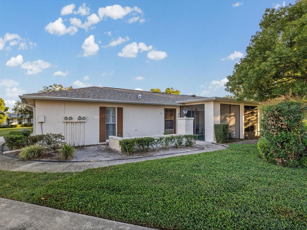8135 BUGLE COURT UNIT 3 PORT RICHEY, FL 34668