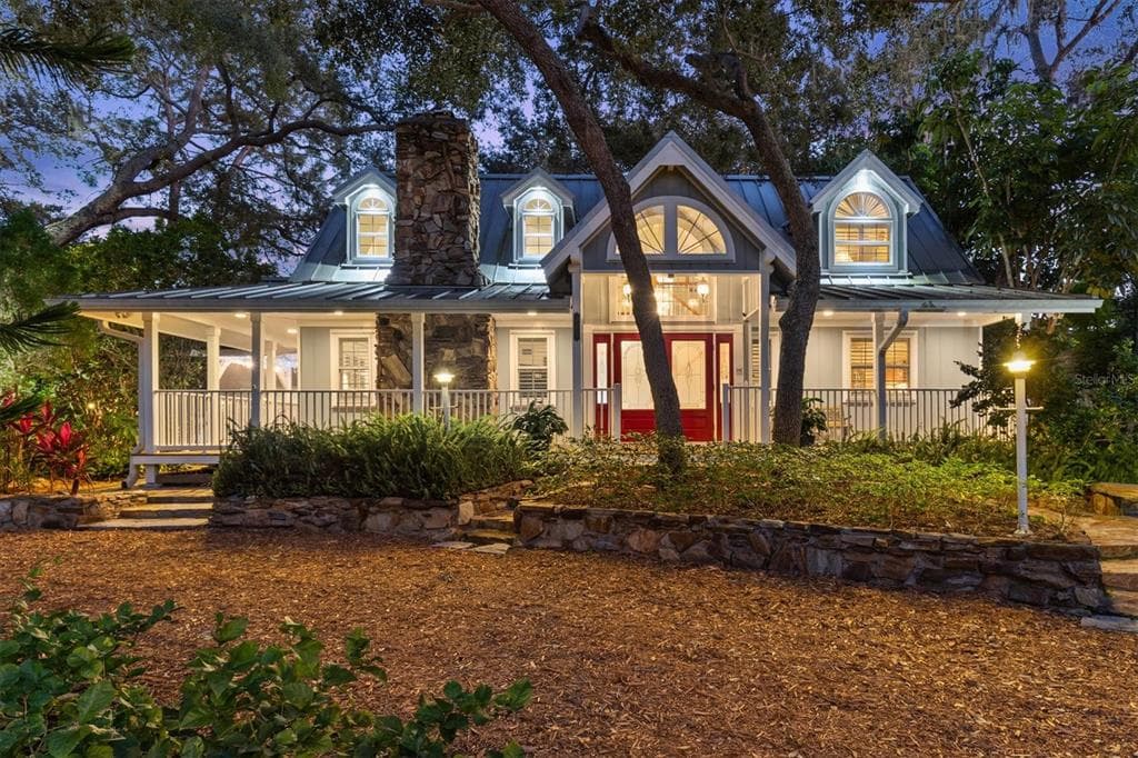 250 SAGE ROAD CRYSTAL BEACH, FL 34681