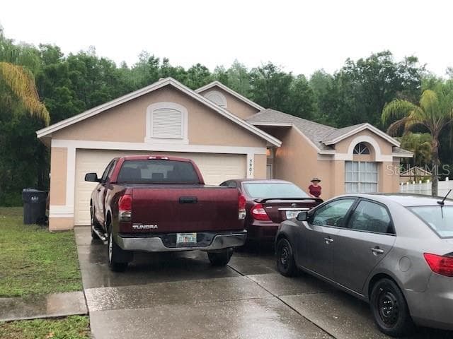 5901 BUTTON QUAIL COURT TAMPA, FL 33624