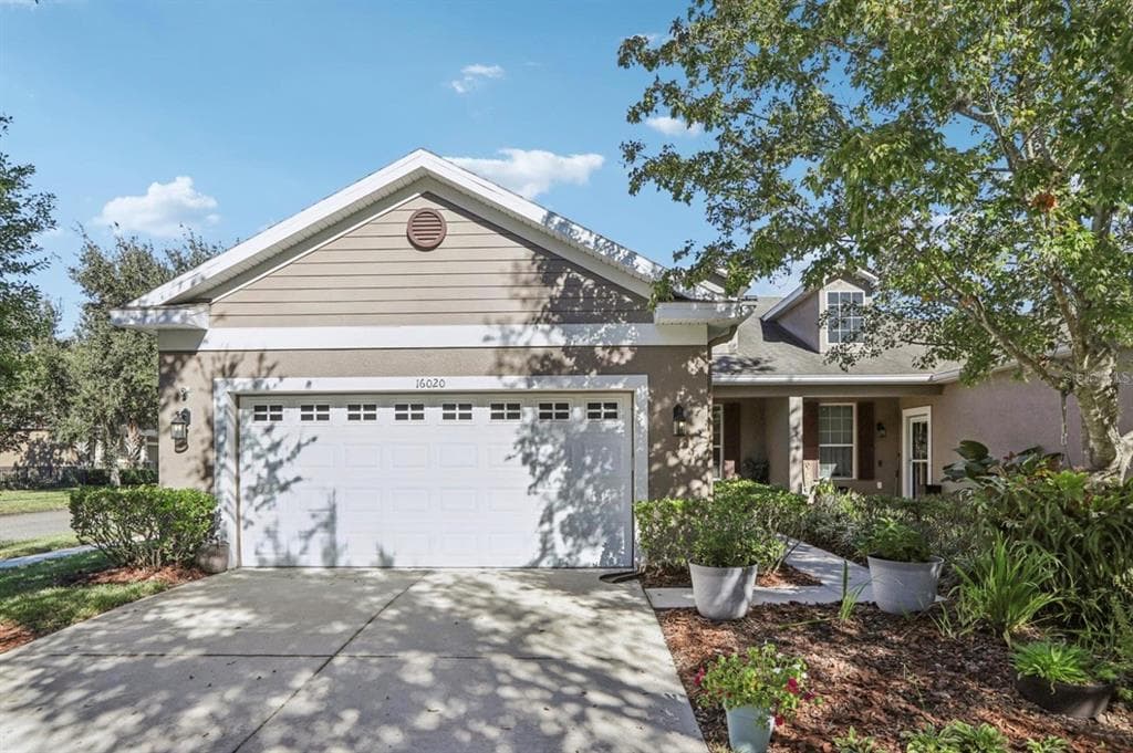 16020 STARLING CROSSING DRIVE LITHIA, FL 33547