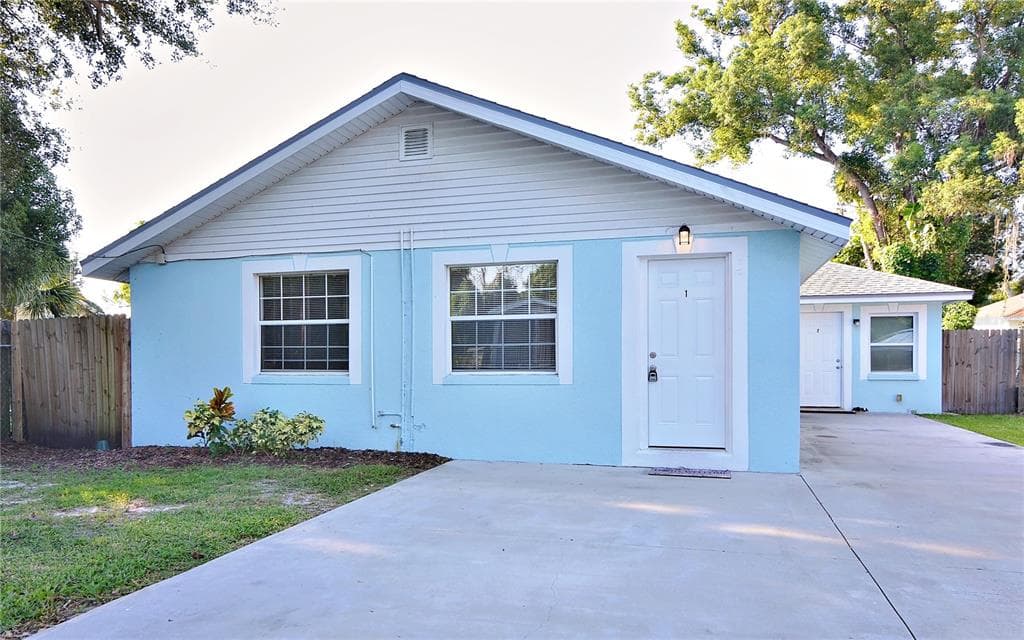 509 BEVERLY AVENUE NW UNIT 1 LARGO, FL 33770