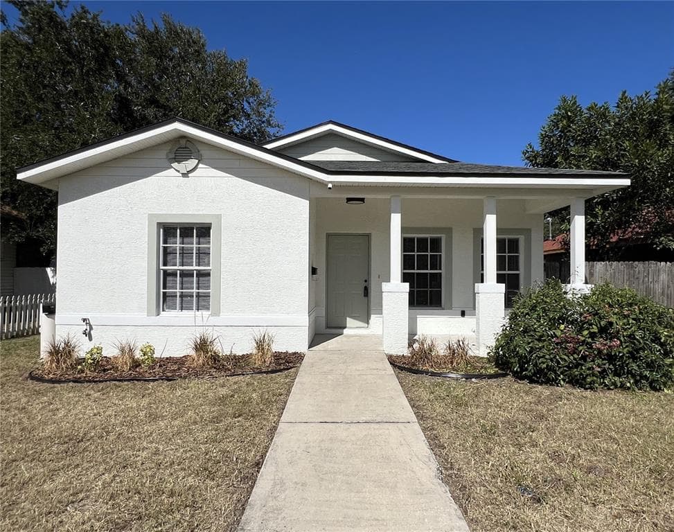 1005 15TH AVENUE S ST PETERSBURG, FL 33705