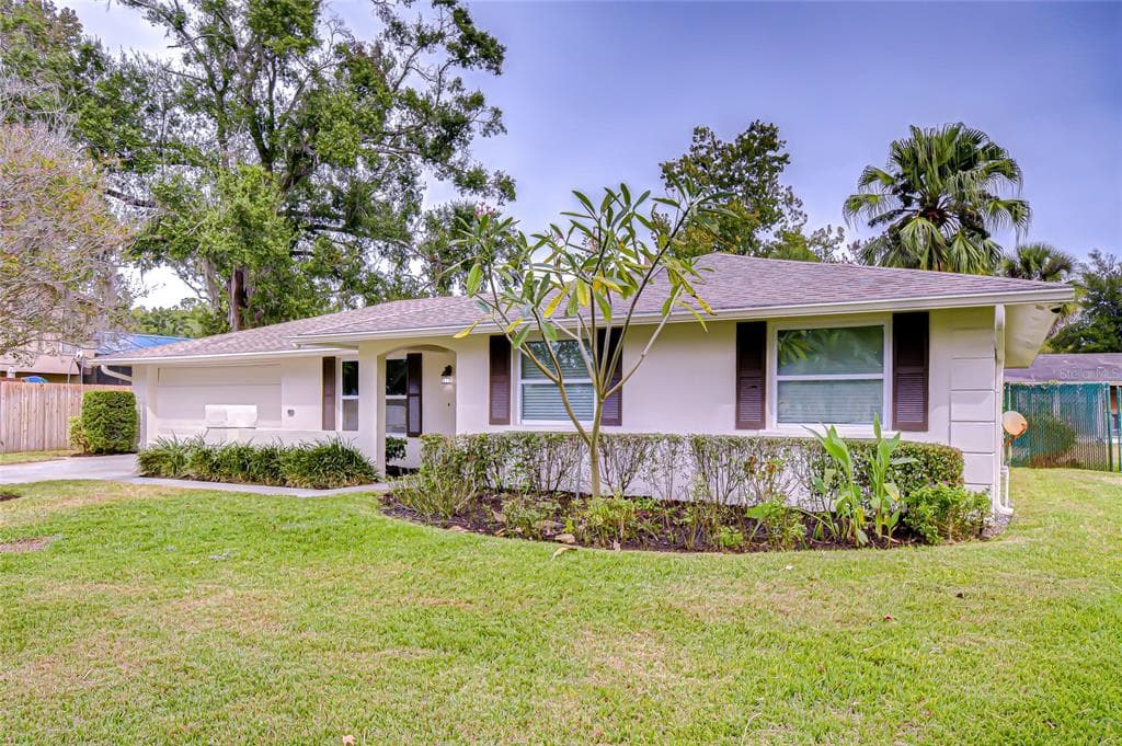 4204 BRIARBERRY LANE