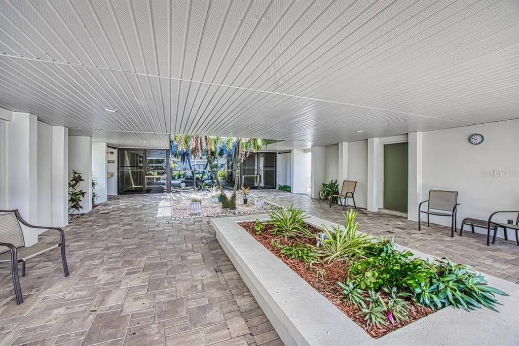 2300 AARON STREET UNIT 106 PORT CHARLOTTE, FL 33952