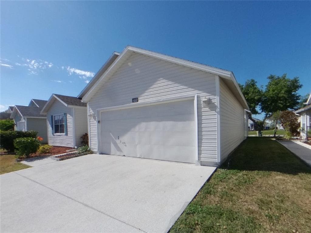 4022 37TH STREET COURT W BRADENTON, FL 34205