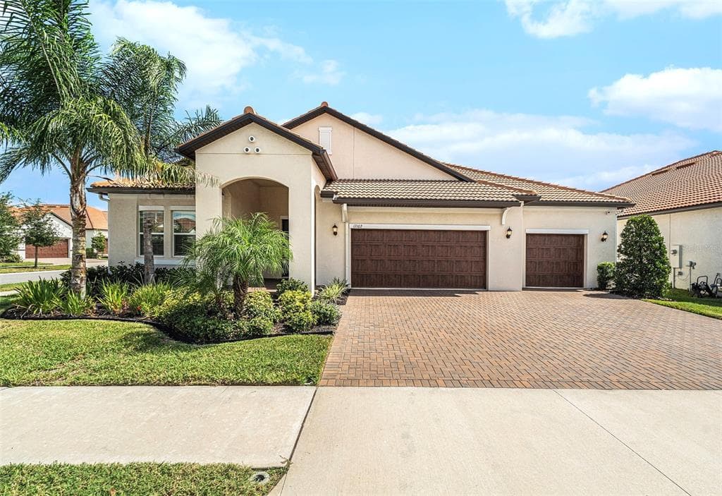 17102 STAR BANKS STREET WIMAUMA, FL 33598