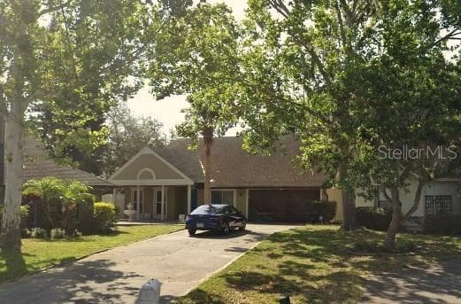 3895 BISCAYNE DRIVE WINTER SPRINGS, FL 32708