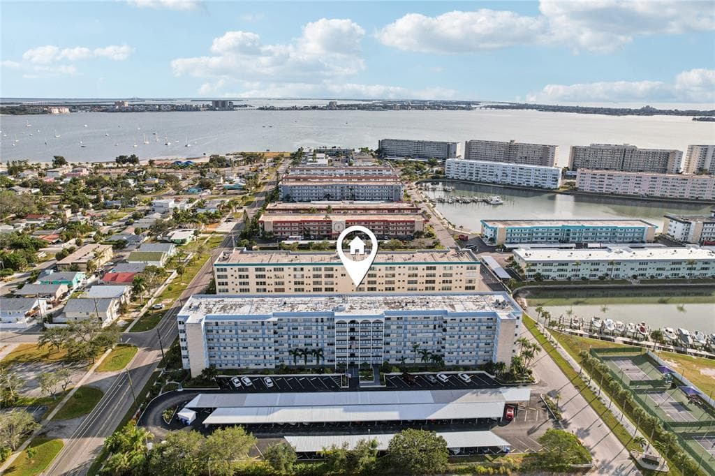 2850 59TH STREET S UNIT 501 GULFPORT, FL 33707