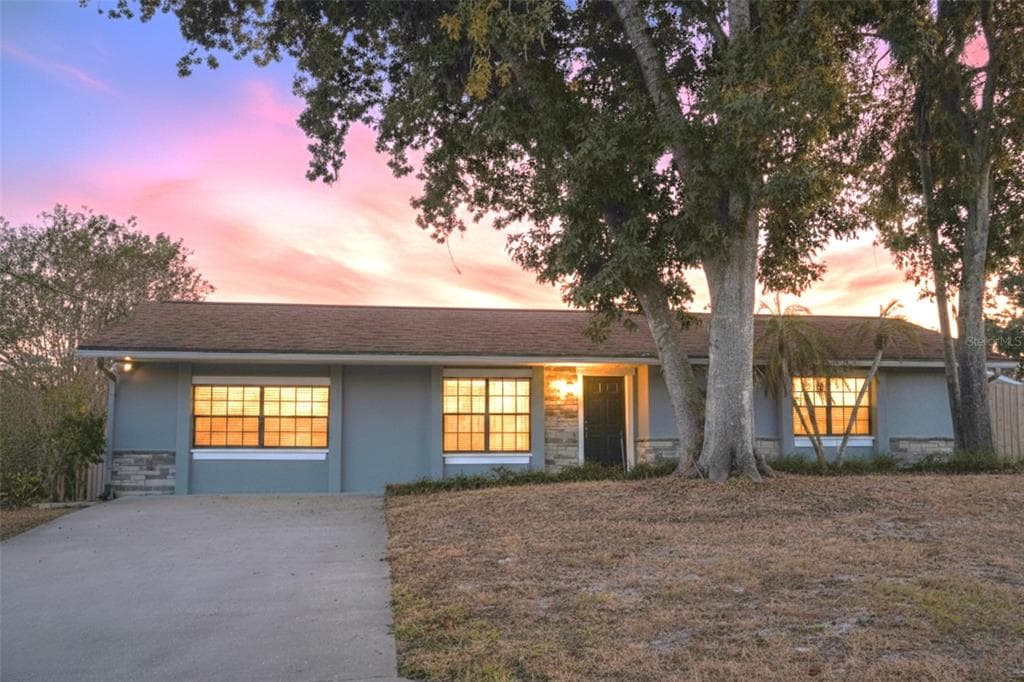 11213 CREEKVIEW DRIVE