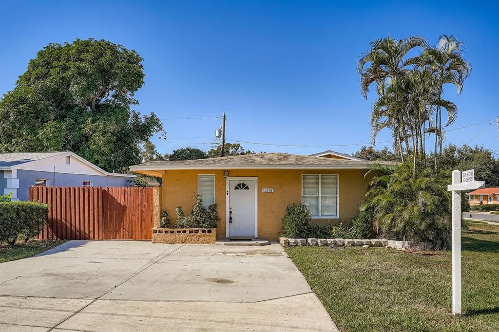 13698 120TH STREET LARGO, FL 33778