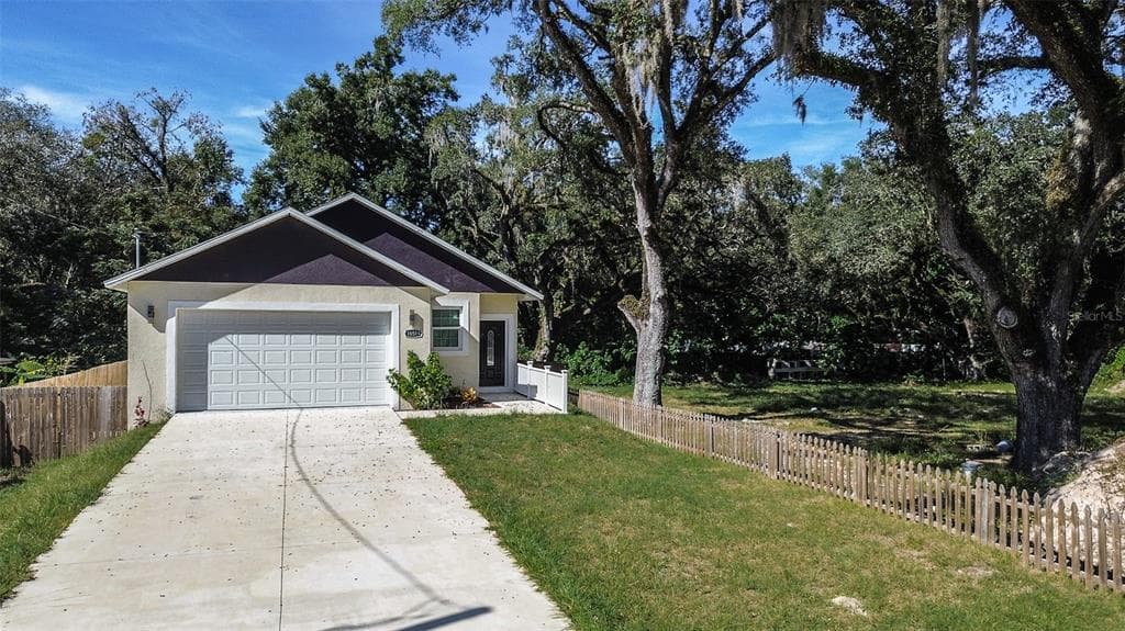16519 US HIGHWAY 41 SPRING HILL, FL 34610