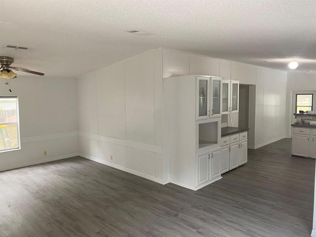 4042 COURT STREET ZEPHYRHILLS, FL 33542