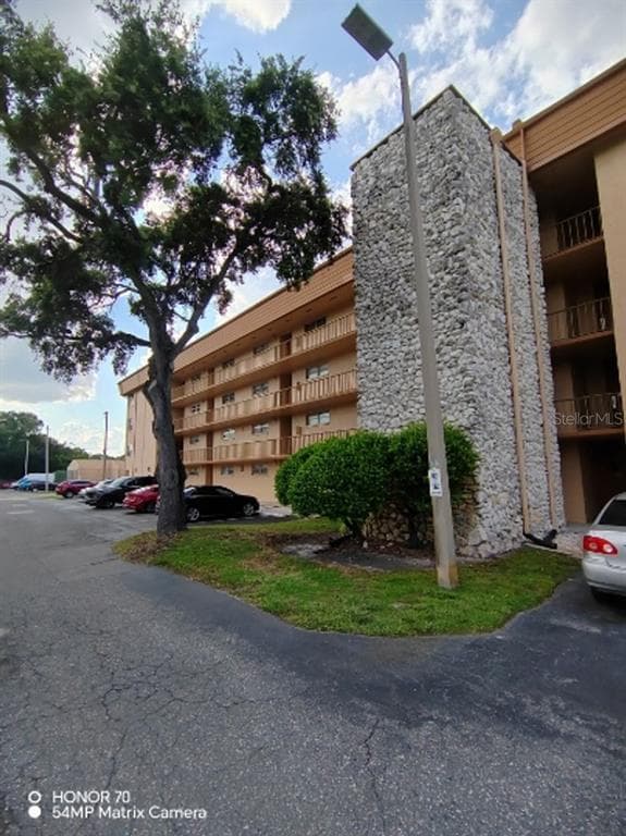 5820 N CHURCH AVENUE UNIT 413 TAMPA, FL 33614