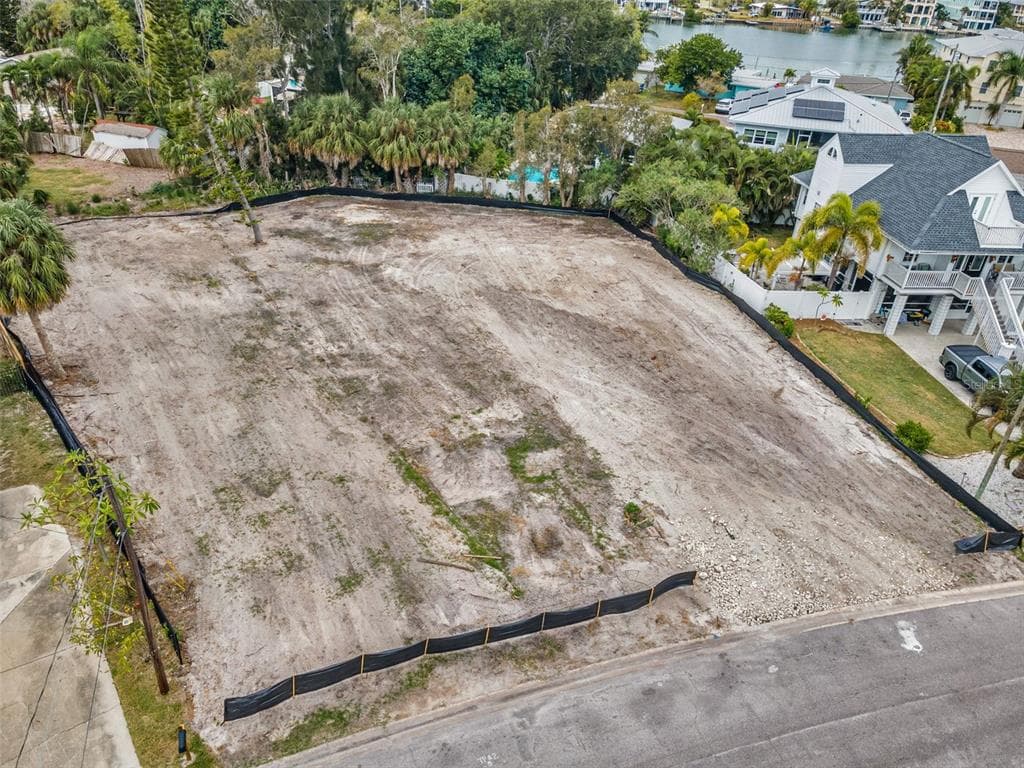 370 12TH AVENUE INDIAN ROCKS BEACH, FL 33785