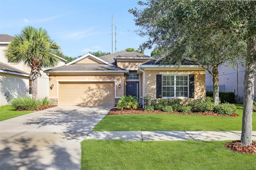 11403 THAMES FARE WAY LITHIA, FL 33547