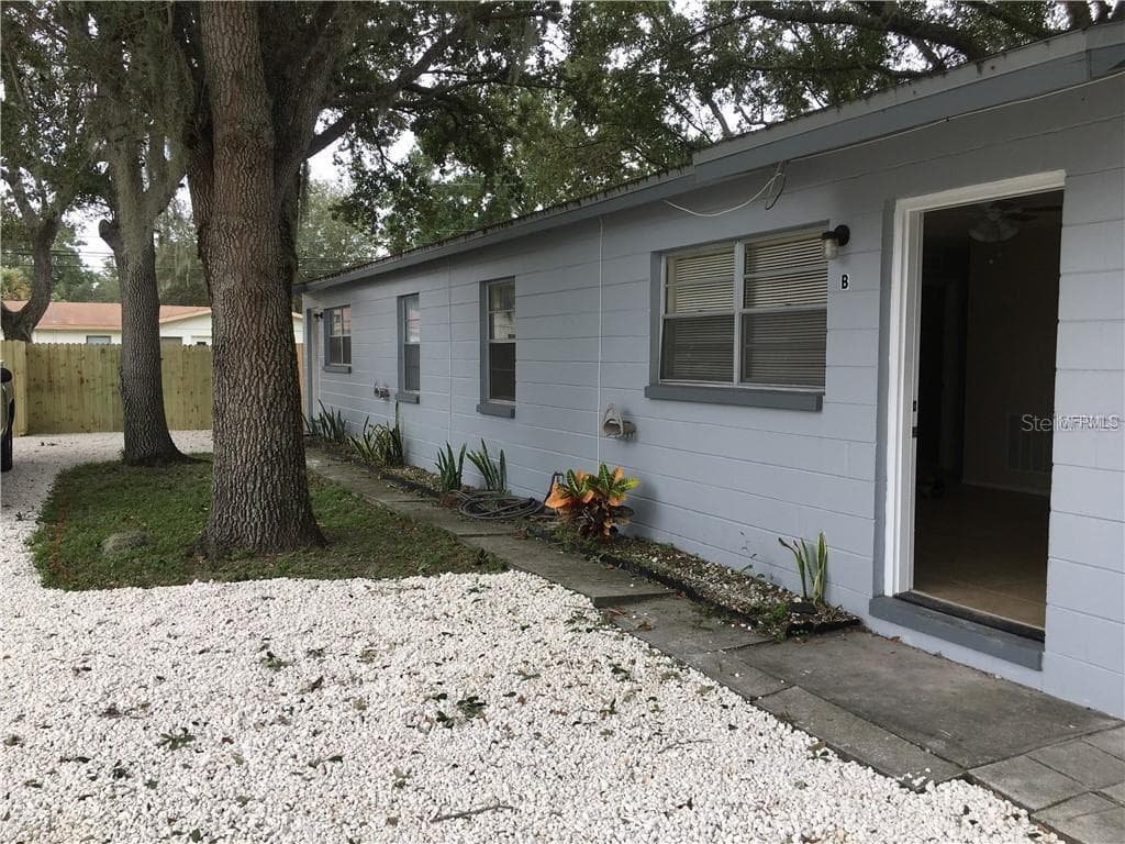 2278 19TH AVENUE SW LARGO, FL 33774
