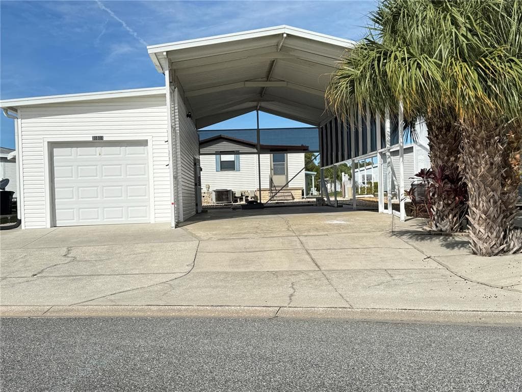 35103 JADE DRIVE ZEPHYRHILLS, FL 33541