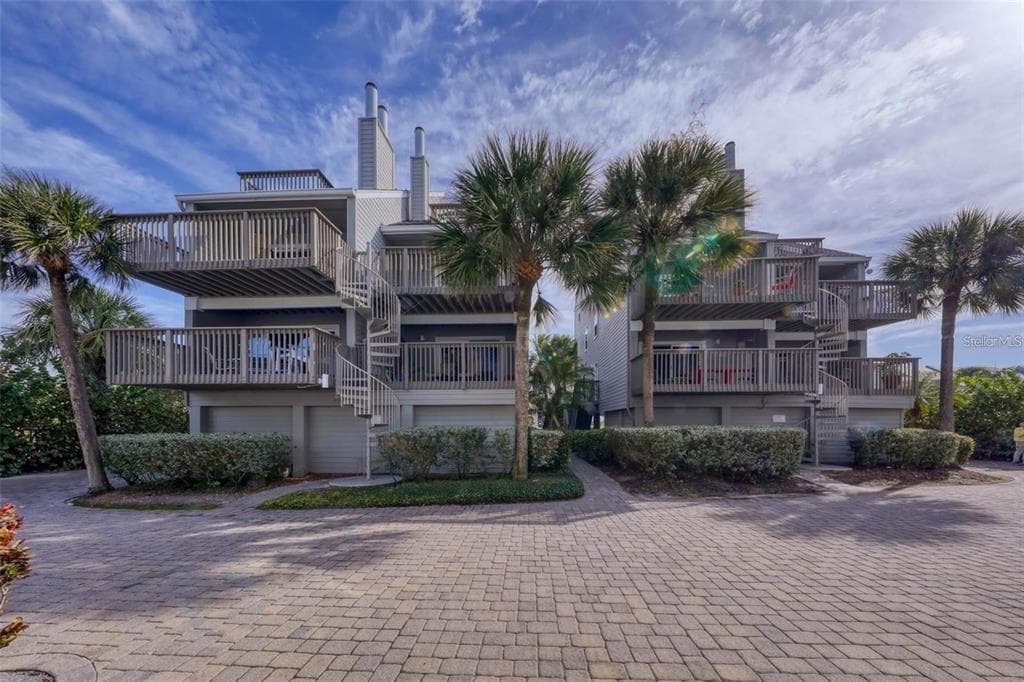 19930 GULF BOULEVARD UNIT 1B INDIAN SHORES, FL 33785