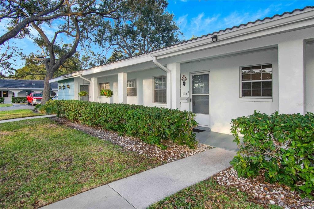 11200 102ND AVENUE UNIT 136 SEMINOLE, FL 33778
