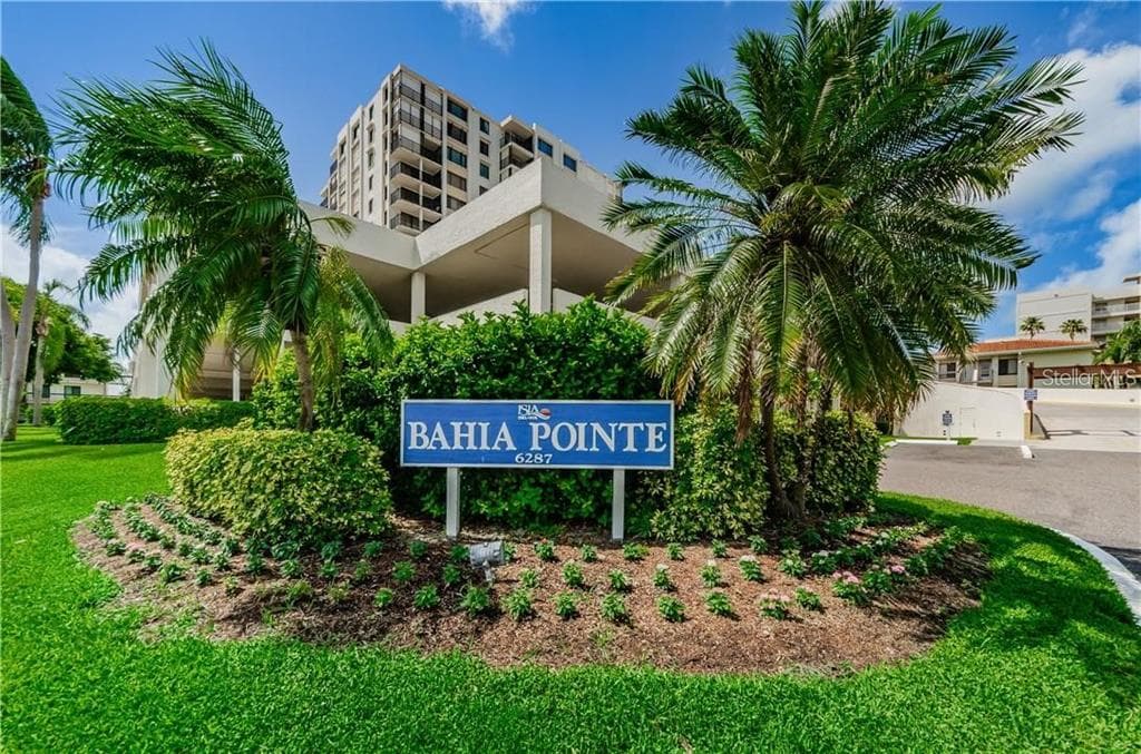 6287 BAHIA DEL MAR CIRCLE UNIT 101 ST PETERSBURG, FL 33715