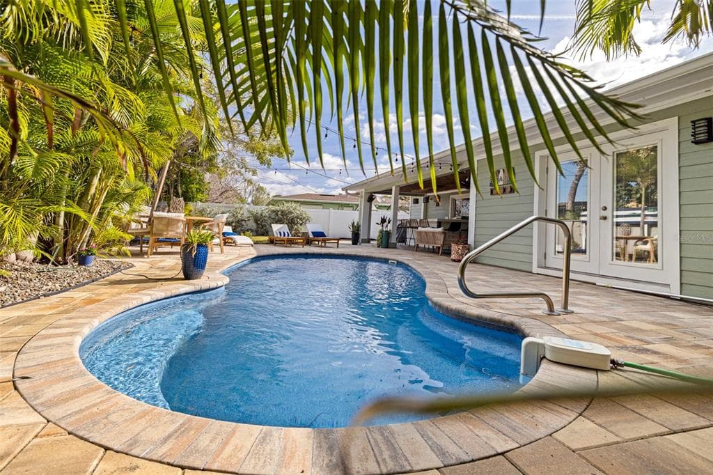 459 87TH AVENUE ST PETE BEACH, FL 33706