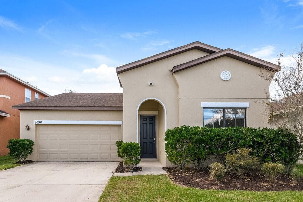 1090 HERMOSA WAY KISSIMMEE, FL 34744