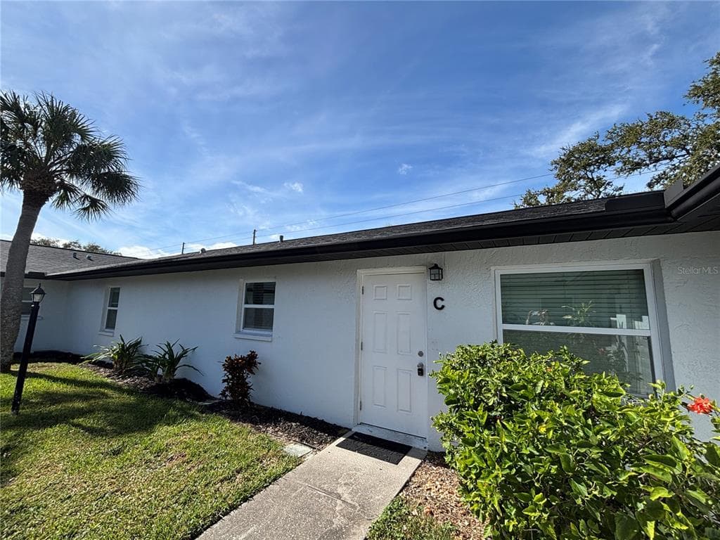5807 ERIN LANE S UNIT C ST PETERSBURG, FL 33712