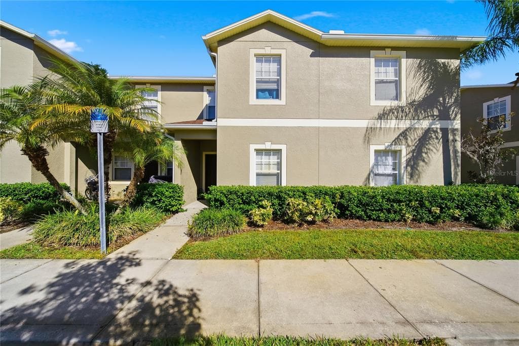 31155 FLANNERY COURT WESLEY CHAPEL, FL 33543