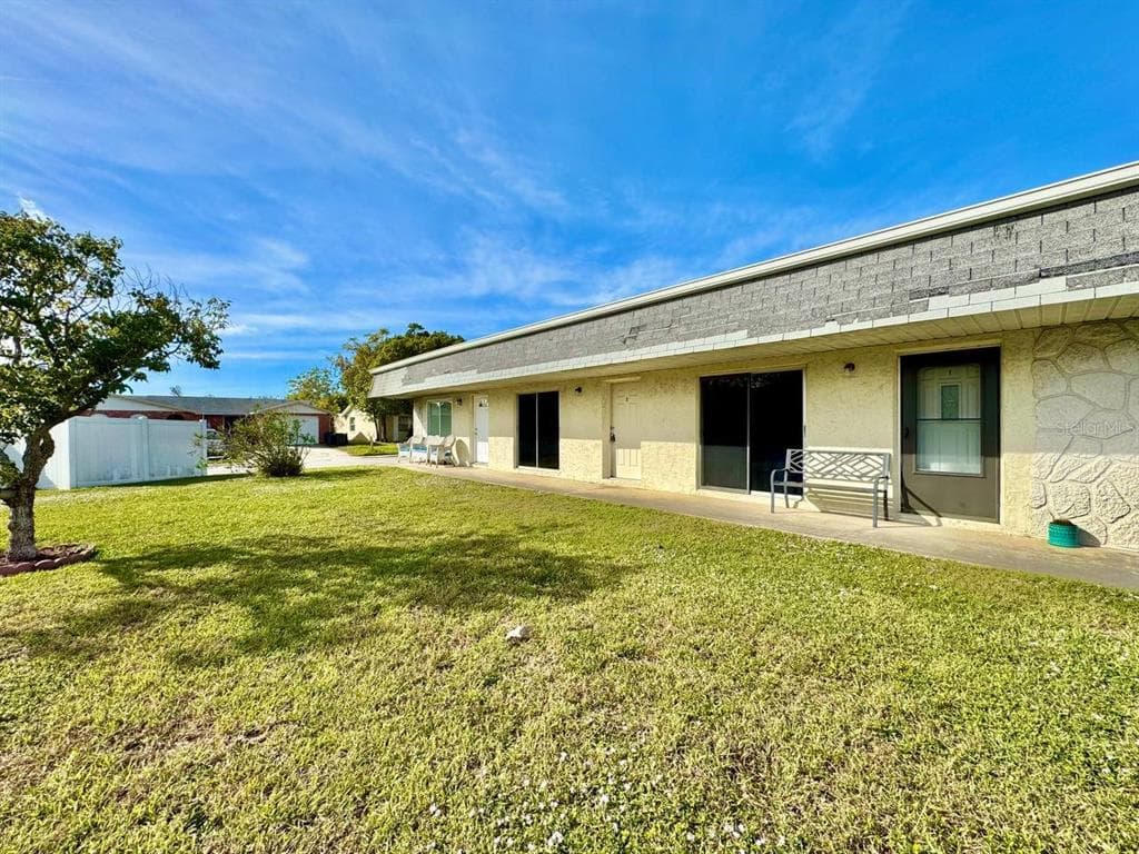 9805 HIDDEN LANE UNIT 2 PORT RICHEY, FL 34668