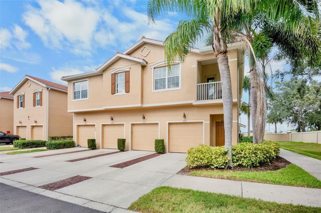 3537 PARKRIDGE CIRCLE UNIT 15-106 SARASOTA, FL 34243