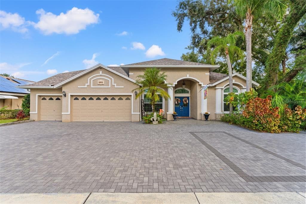 4404 CASEY LAKE TAMPA, FL 33618