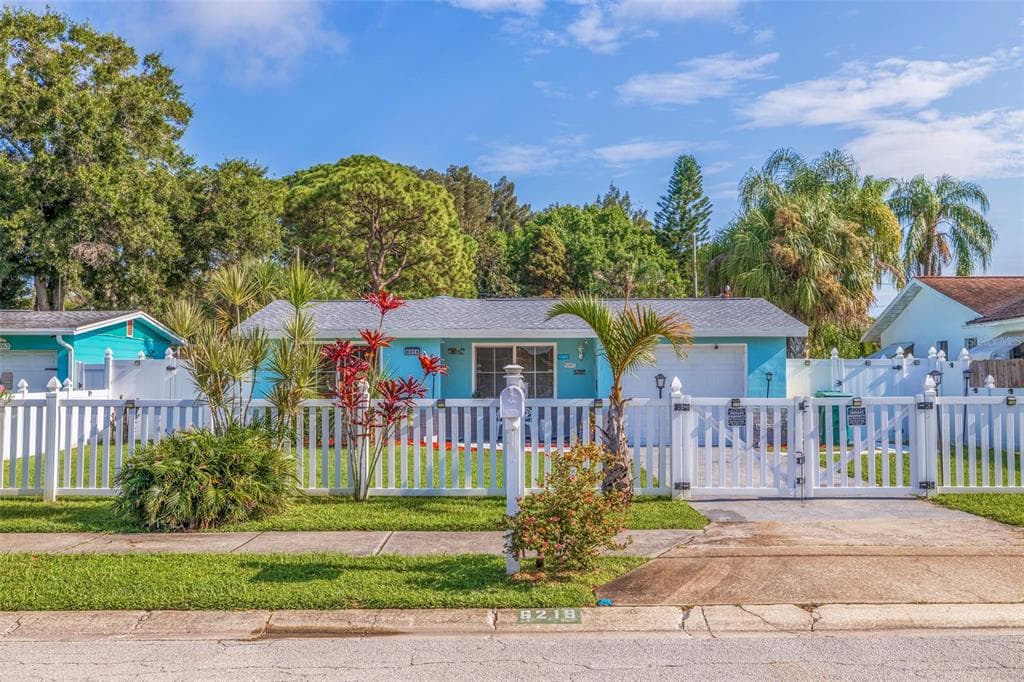 6219 57TH AVENUE N ST PETERSBURG, FL 33709