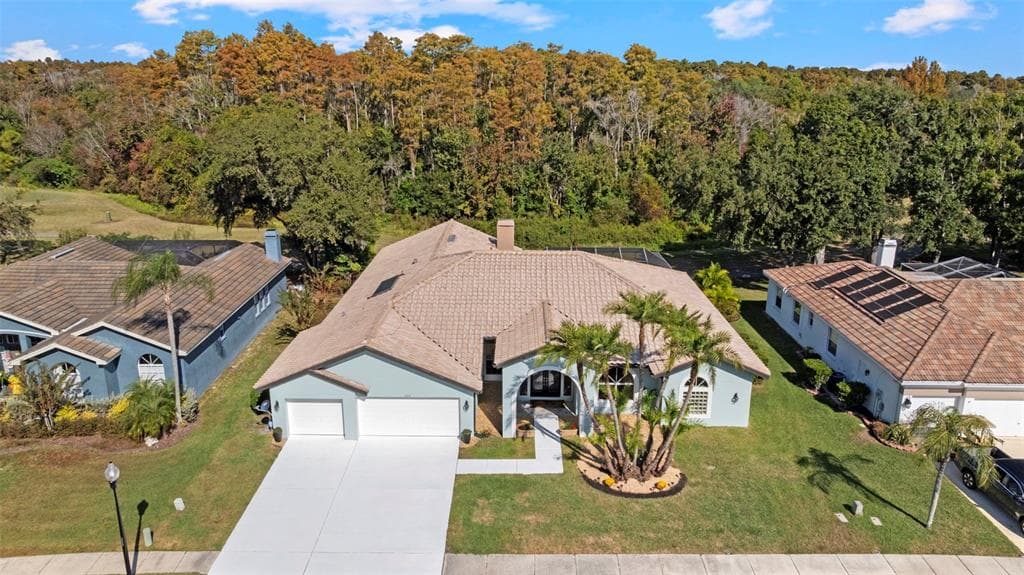 1222 BERKSHIRE LANE TARPON SPRINGS, FL 34688
