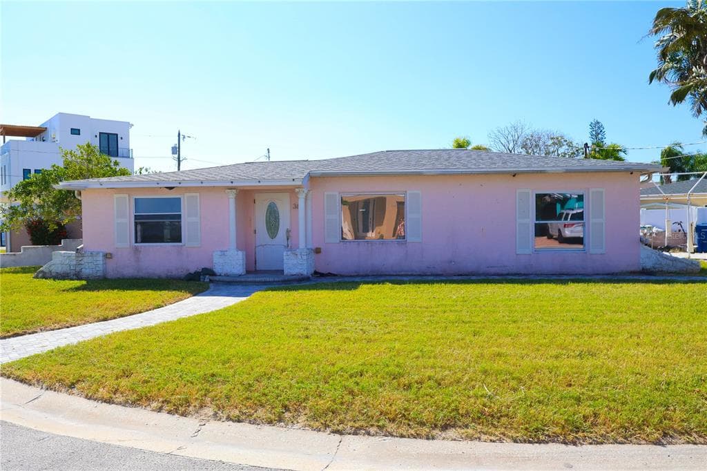365 145TH AVENUE E MADEIRA BEACH, FL 33708