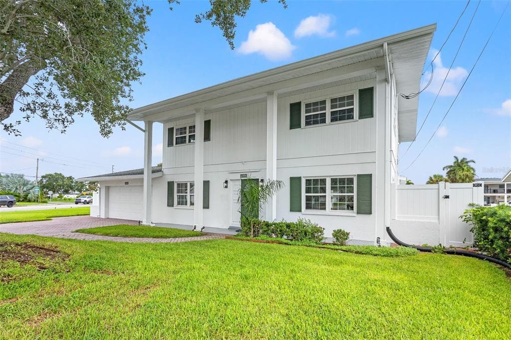 4000 14TH WAY NE ST PETERSBURG, FL 33703