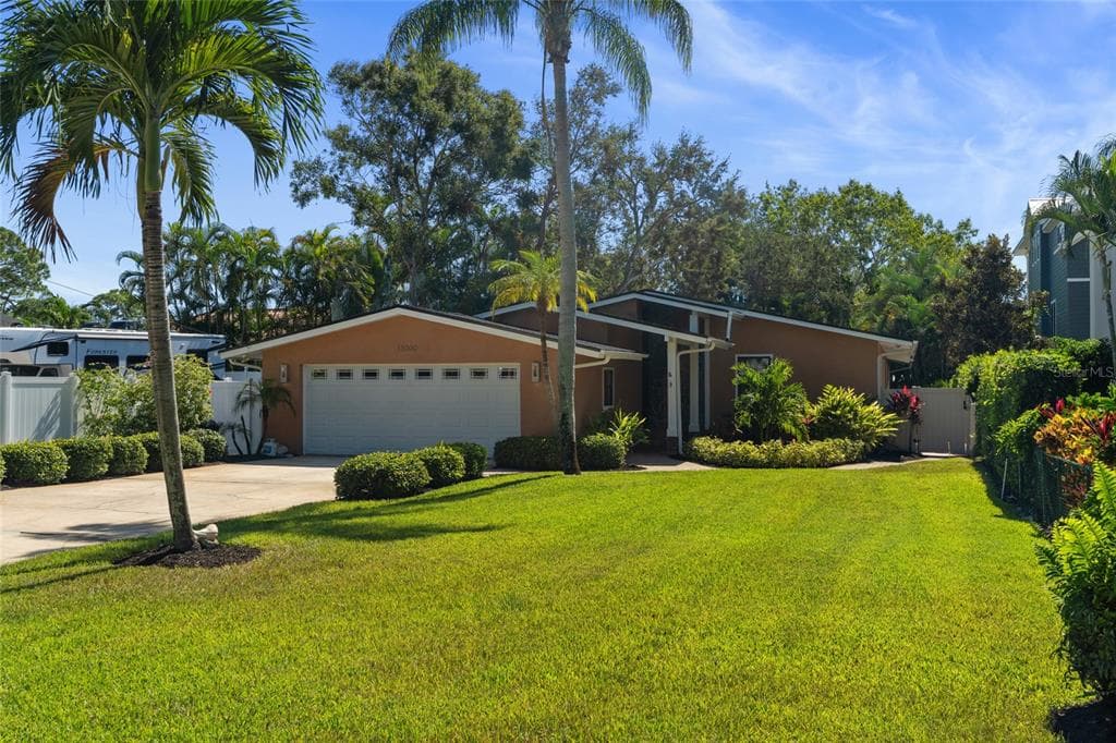 13000 HIBISCUS AVENUE SEMINOLE, FL 33776