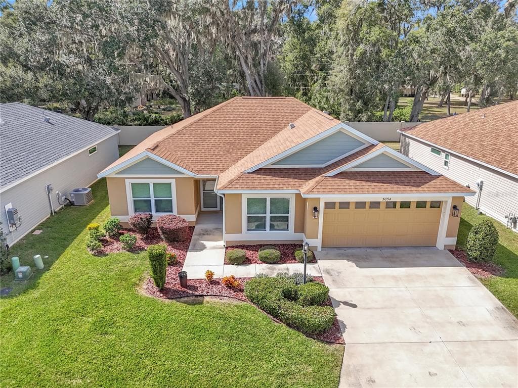 5054 FRANCIS LOOP THE VILLAGES, FL 32163