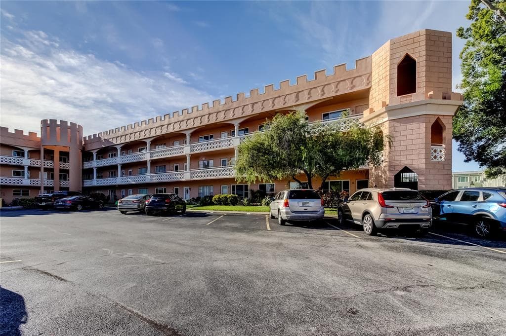 2457 ECUADORIAN WAY UNIT 57 CLEARWATER, FL 33763