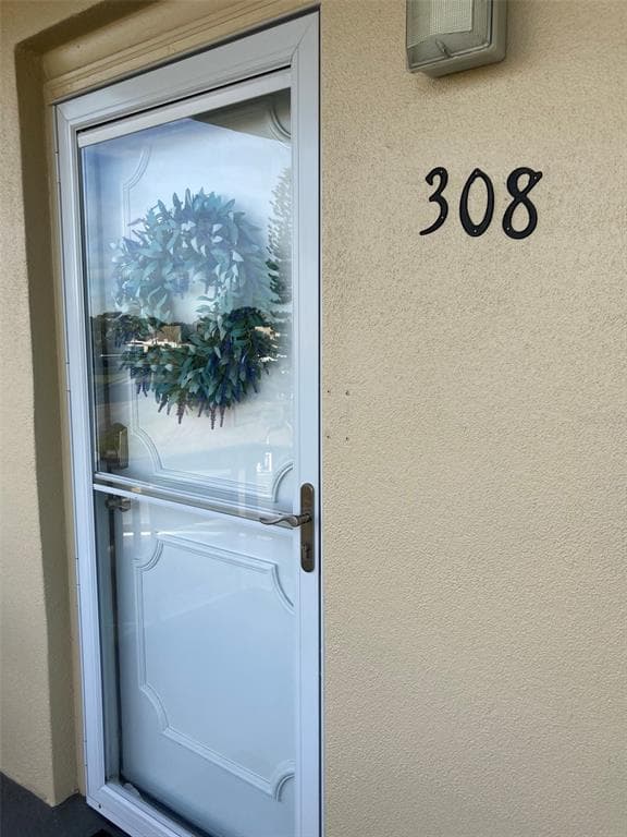 5750 80TH STREET N UNIT B308 ST PETERSBURG, FL 33709